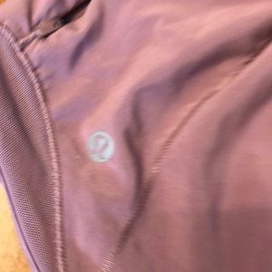 Lululemon Hottie Hots 2.5inch size 2